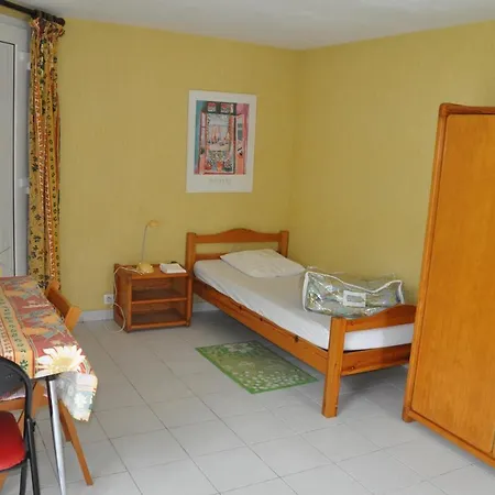Studio Meuble Dans Parc Paysage Appartement