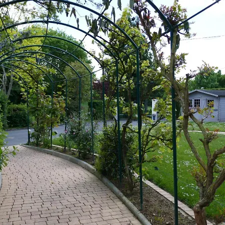 Appartement Studio Meuble Dans Parc Paysage *